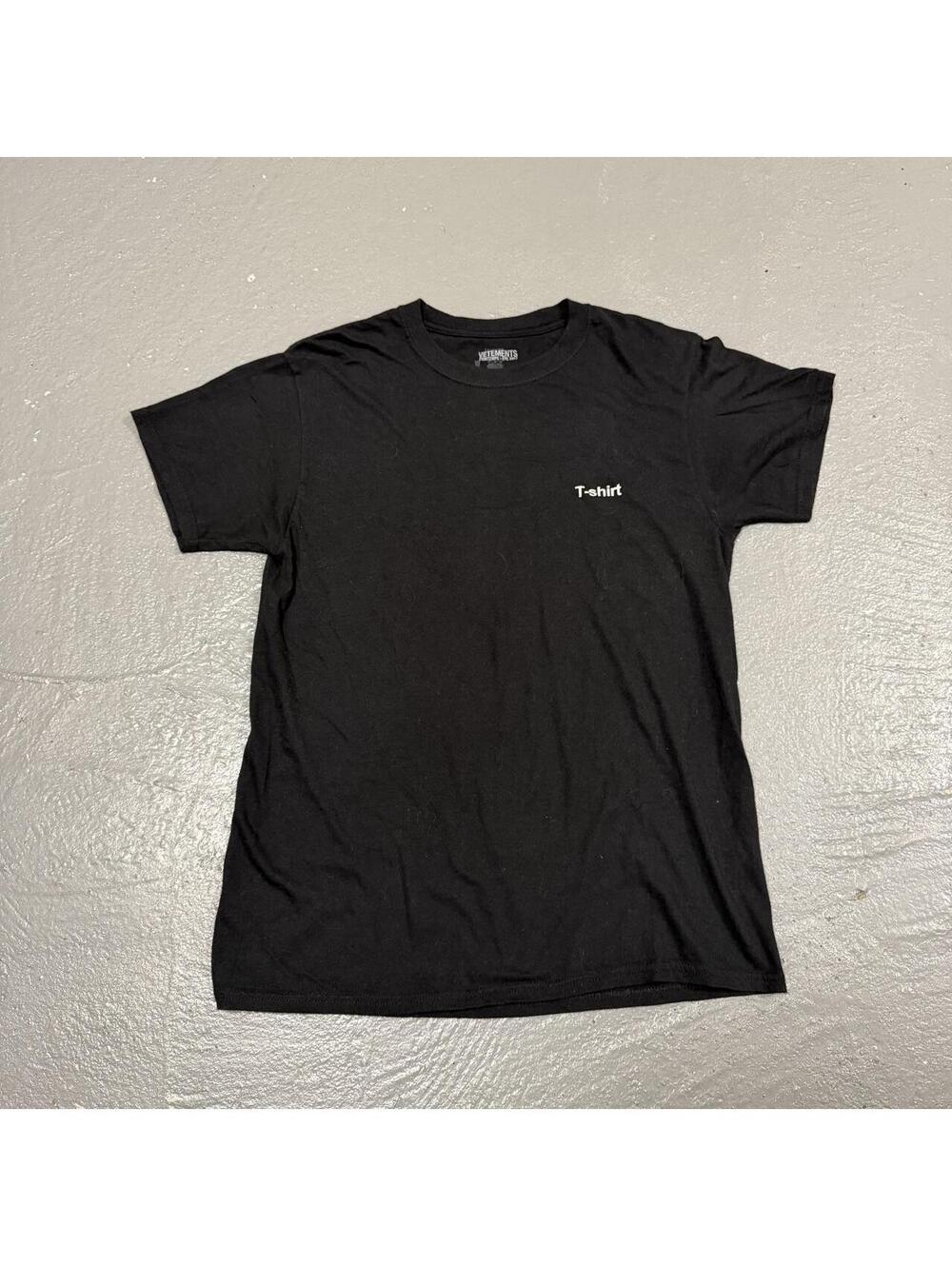 AUTHENTIC Vetements Hanes Black ‘T-Shirt’ Short Sleeve Shirt